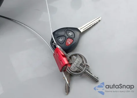 2012 Toyota Yaris Le из США, поврежденный, VIN JTDKTUD32CD514702